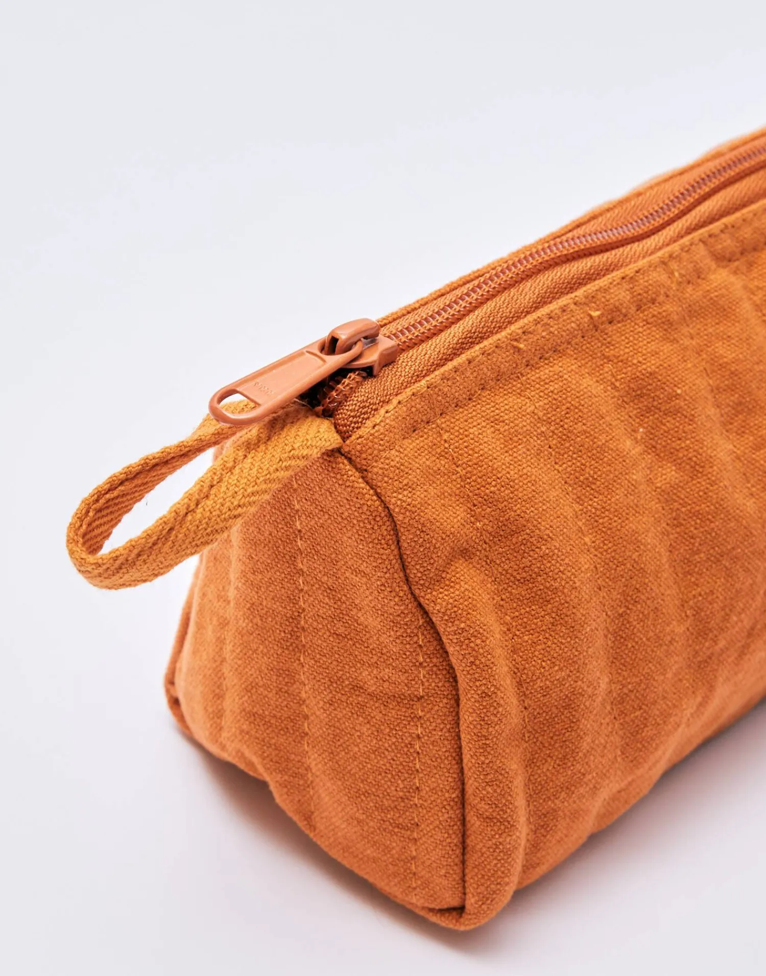 Natura Selection Plumier Canvas Lavado Hot